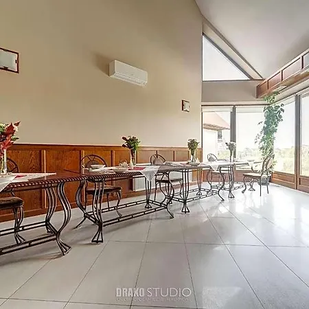 Eden Maniowy * שורשטז'ין