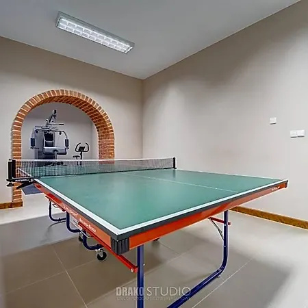 מלון Eden Maniowy שורשטז'ין